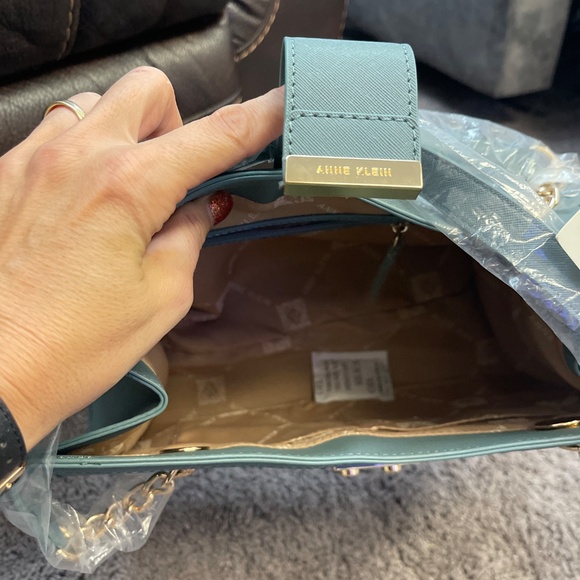 Anne Klein Rosemary purse - Picture 3 of 4